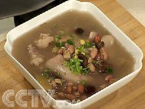 豬手黃豆湯 豬手黃豆湯