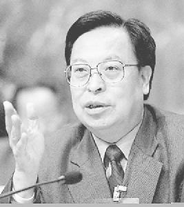 （圖）徐光春：建議高校設“村官”專業