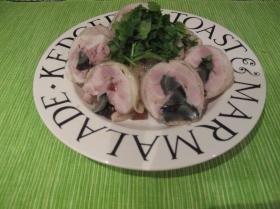 雞腿肉卷松花蛋 雞腿肉卷松花蛋