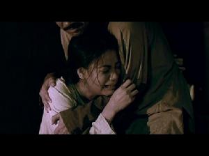 《穿白絲綢的女人》Ao lua ha dong (2006)劇照