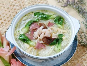 雞脯蝦仁面 雞脯蝦仁面