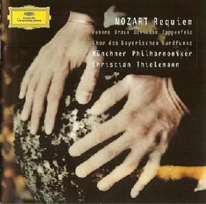 《莫扎特安魂曲》