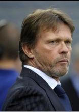 弗蘭克&middot;費爾考特倫