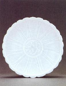 青白釉花口盤 青白釉花口盤