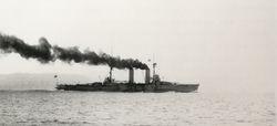 1906年12月24日在廣島灣大黑神島試航的筑波號