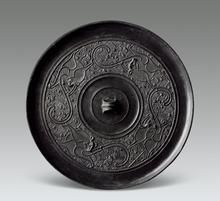 戰國四獸紋彩繪鏡 戰國四獸紋彩繪鏡