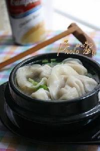 雞湯餃子 雞湯餃子