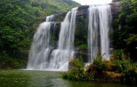 黃滿寨瀑布 黃滿寨瀑布