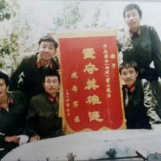 堅守英雄連 堅守英雄連