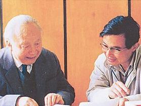 錢偉長指導博士生