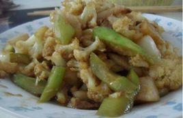 絲瓜炒菜花 絲瓜炒菜花