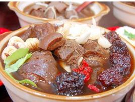 枸杞煨狗肉 枸杞煨狗肉