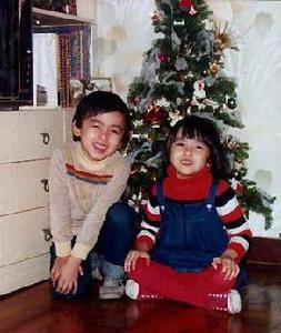 （圖）梁詠琪和弟弟