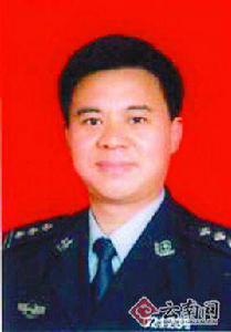 趙毅[雲南省公安廳刑事偵查總隊總隊長]