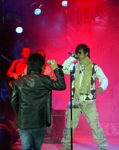 《暗示》[歌曲]