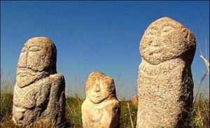 小洪納海石人 小洪納海石人