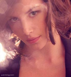 Sarah/Yvonne 的飾演者 路易斯