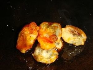 拔絲皮蛋的做法