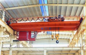 橋式起重機
