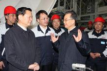 溫家寶到北方重工視察