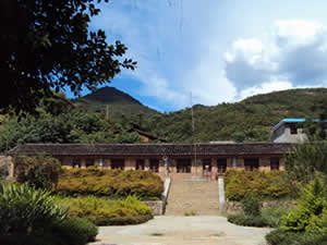 阿用鄉那哈完小