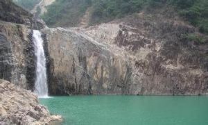 鳳南百丈瀑布 鳳南百丈瀑布