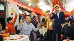 火車上過年