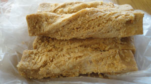 可可花生酥心糖 可可花生酥心糖