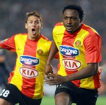 麥可&middot;埃內馬羅(左)