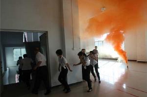 消防演習煙霧 消防演習煙霧