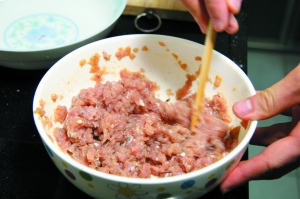 魚蓉豆腐煲 魚蓉豆腐煲