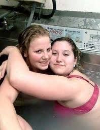 KFC浴照門 KFC浴照門