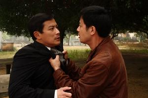 江宏恩（左）精彩演出