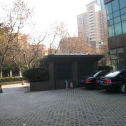 東亞公寓 東亞公寓