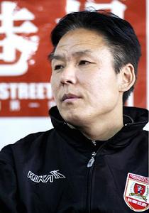 李輝[足球教練]