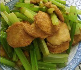 芹菜素雞 芹菜素雞