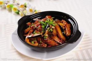 鹹肉茄子煲 鹹肉茄子煲