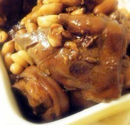 花生燉豬蹄 花生燉豬蹄