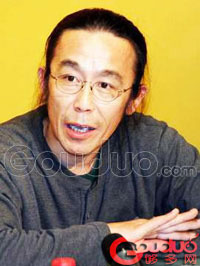 《十三棵泡桐》