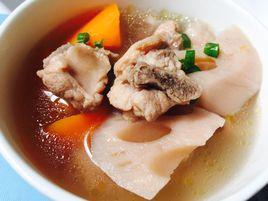 蓮藕燒骨湯 蓮藕燒骨湯