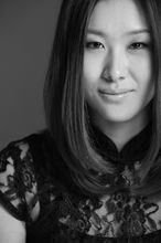 民樂伴唱：張曉