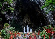 龍宮[世界最大、最多的水旱溶洞群]