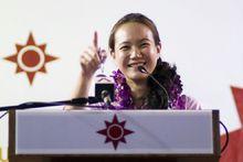 佘雪玲娓娓道來讓新加坡每顆心都安靜