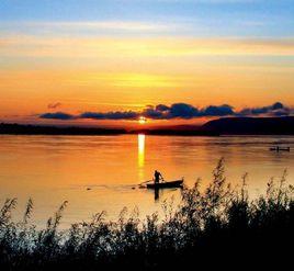 嘉蔭河島 嘉蔭河島