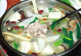 蘑菇羊肉燉蘿蔔 蘑菇羊肉燉蘿蔔