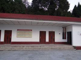 馮家嶺村[山東省膠南市隱珠鎮下轄村]