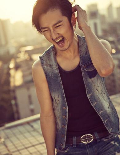 王成龍[中國內地男演員、歌手]