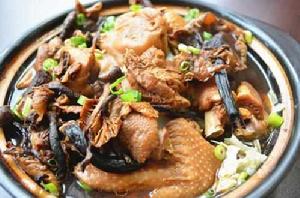 東北小雞燉蘑菇 東北小雞燉蘑菇