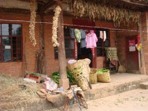 必洗么上村-民居