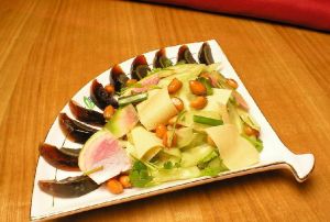 皮蛋脆花生 皮蛋脆花生